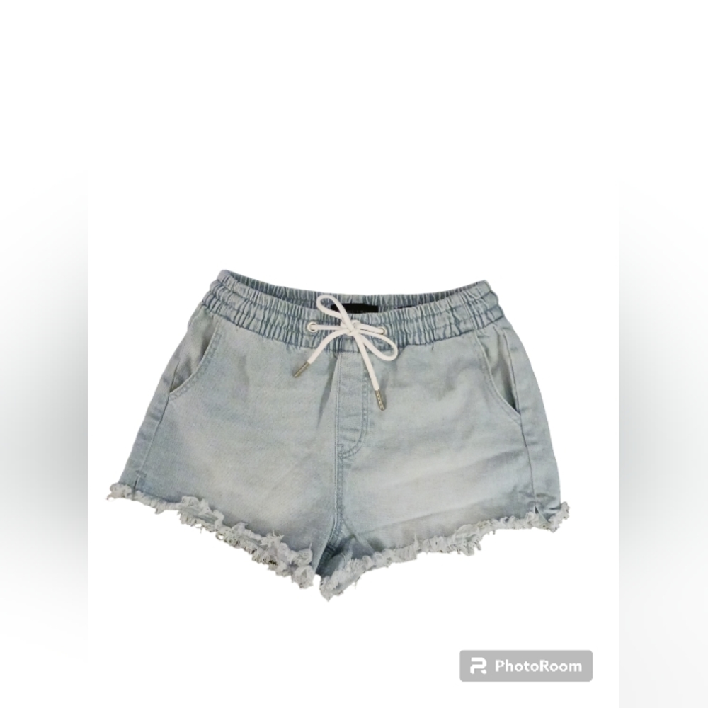 Kendall + Kylie The Jogger short.  Womens small